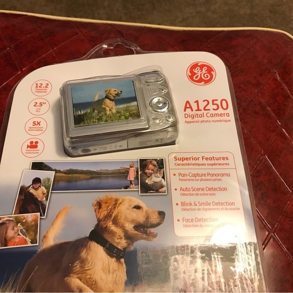 NWT GE Smart Series A1250 12.2MP Digital Camera - Picture 3 of 4